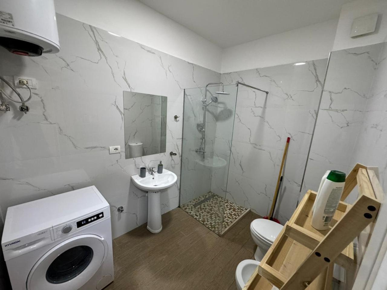 Apartamente Tirana Exterior photo
