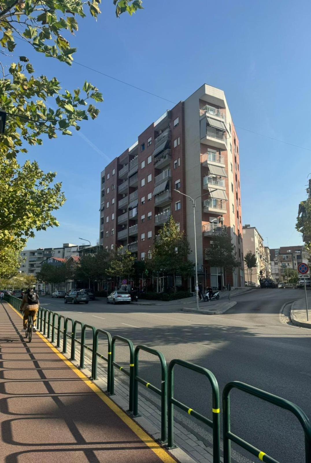 Apartamente Tirana Exterior photo